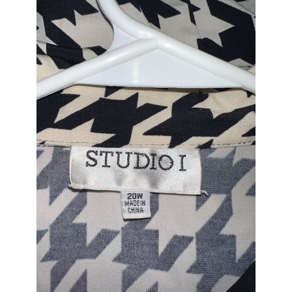 Studio I Womens Houndstooth Cropped Blouse 20W Black & Beige 3/4 Cuffed Sleeve - Picture 3 of 3